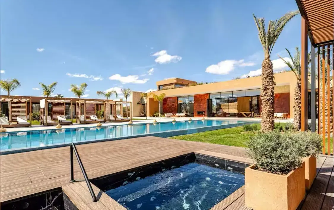 Villa Moka — la façade et l'entrée (médina, Marrakech)