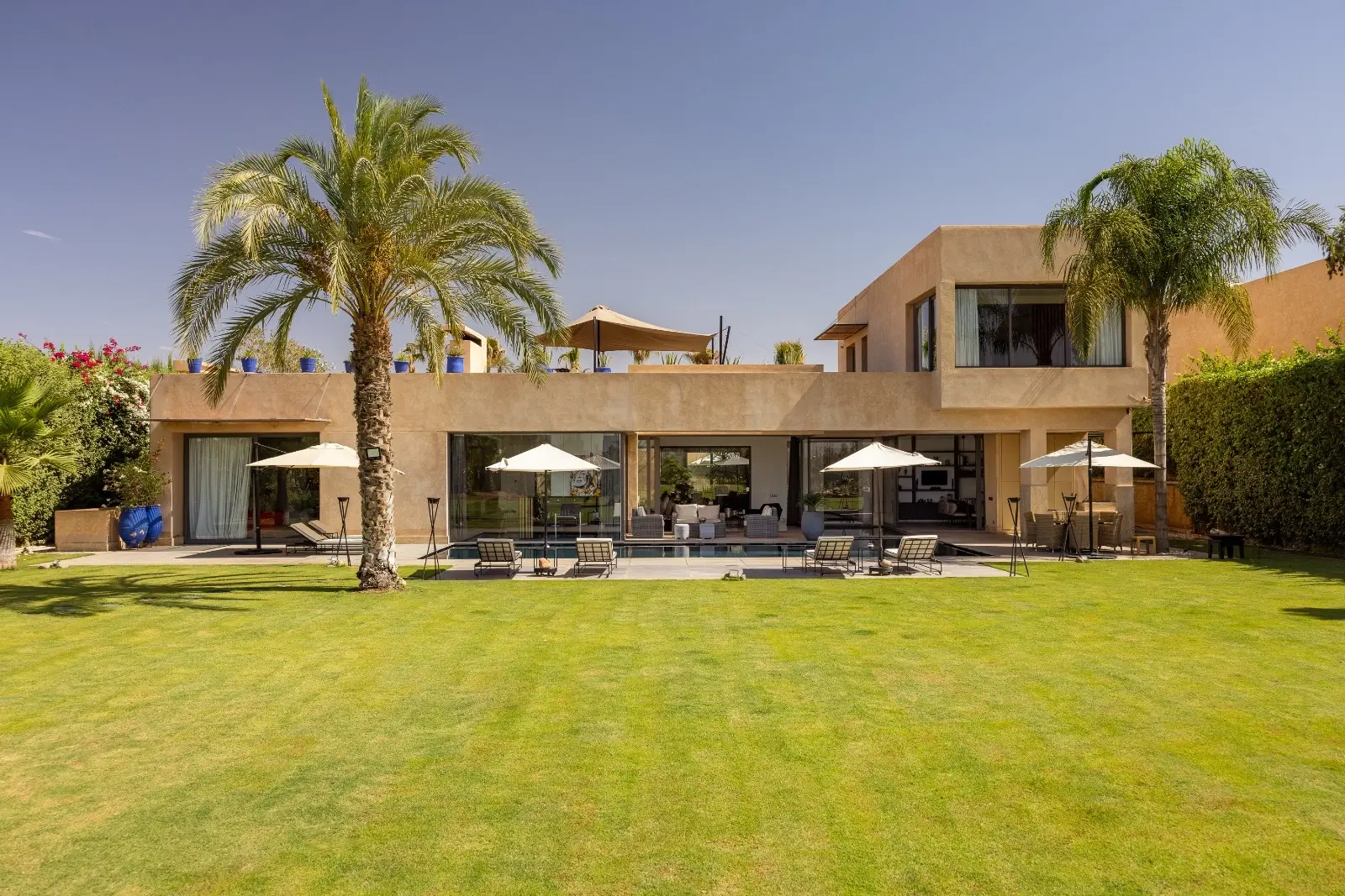 Villa Sirius — la façade et l'entrée (golf Al Maaden, Marrakech)