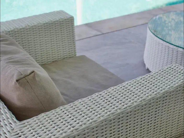 Villa Perle — le salon principal (golf Amelkis, Marrakech)