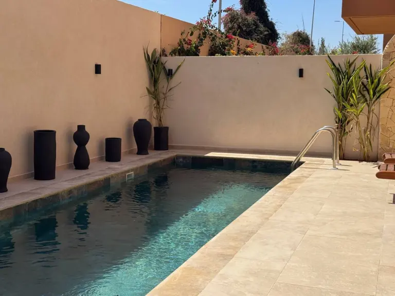 Villa Camille — la salle à manger (route de l'Ourika, Marrakech)