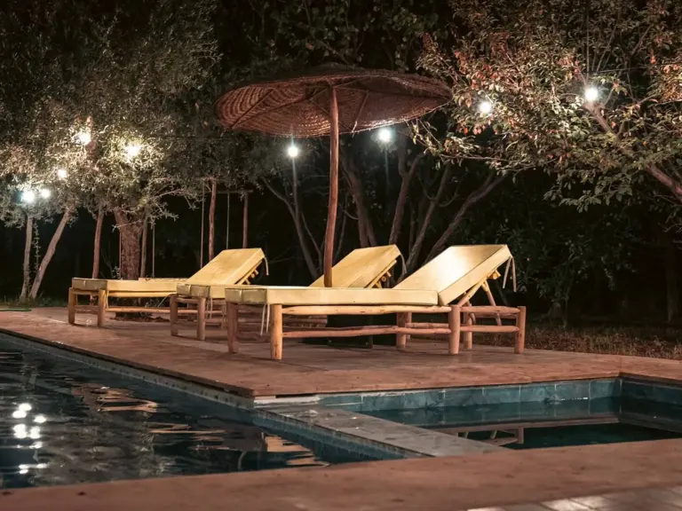 Villa Beldi — la façade et l'entrée (golf Amelkis, Marrakech)