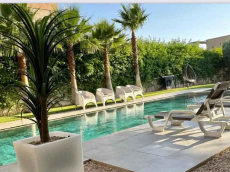 Villa Ines — la salle à manger (médina, Marrakech)