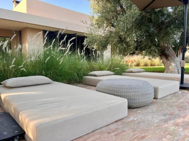 Villa Lucie — la salle à manger (Palmeraie, Marrakech)
